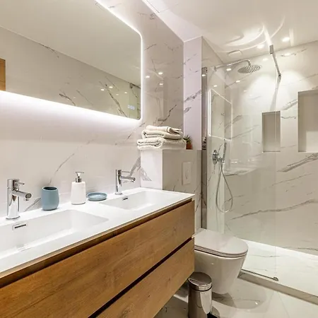 92 Croisette - Luxueux 3 Sur Croisette Avec Parking Apartment *